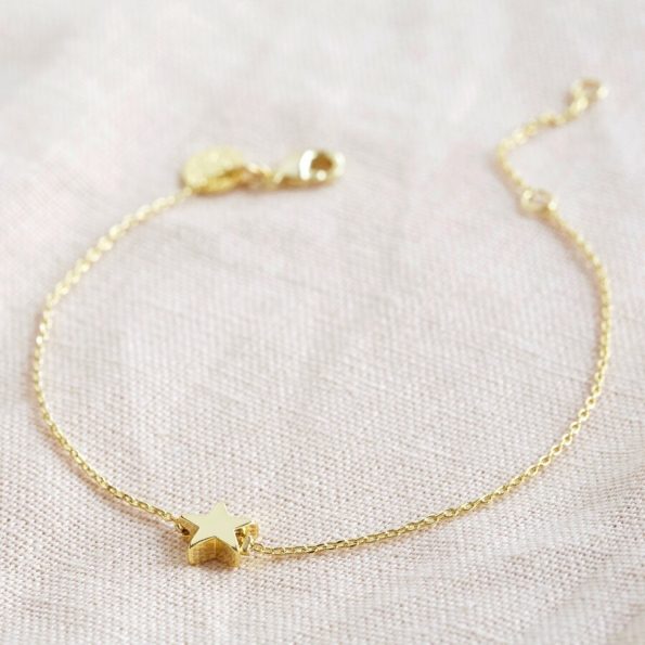 single-star-bead-bracelet-in-gold-o21a9430-900×900
